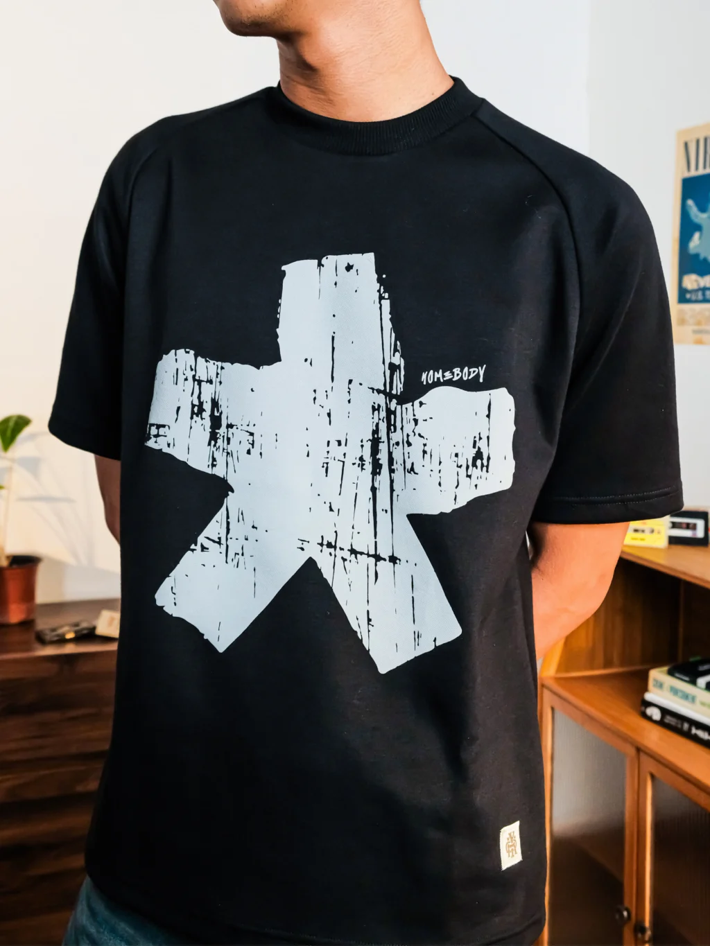 Raglan Tee in Black