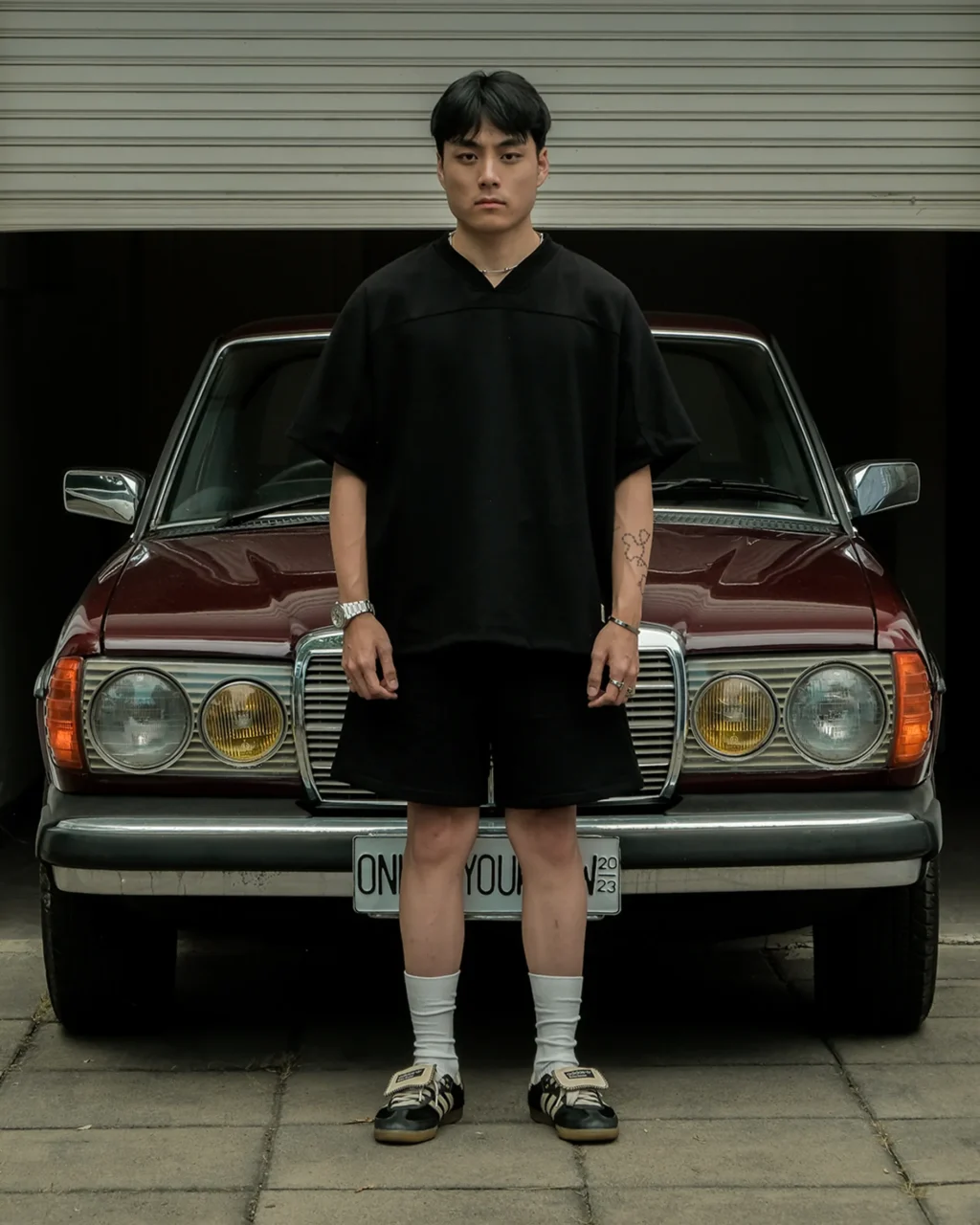 Kyoto V Tee in Black 290gsm - Basic Signature